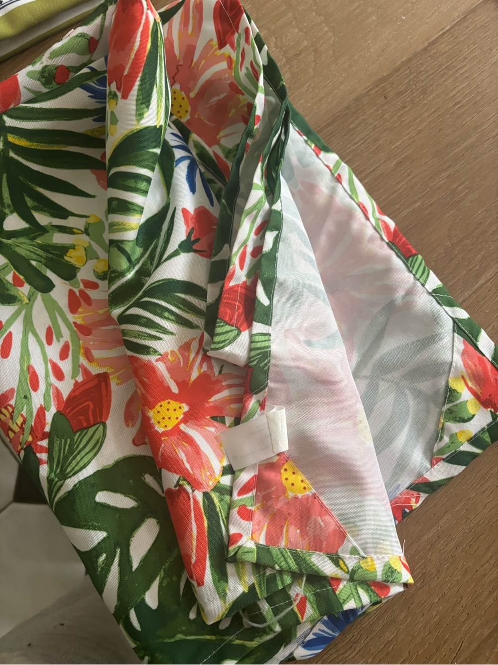 Floral Tropical Print outdoor tablecloth- Green & Coral - Picture 3 of 4